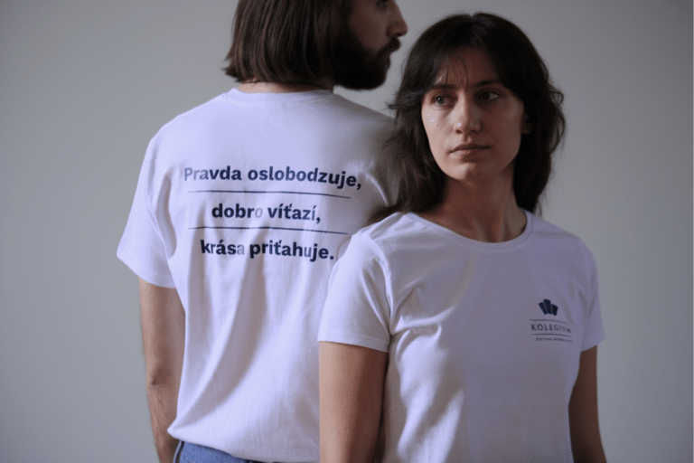 tričko, kolégium, merch, eshop kolégia, kolégium oblečenie