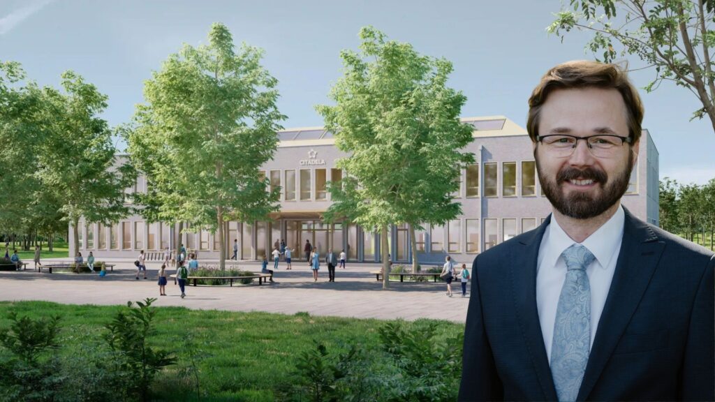 tri dobre spravy, martin luteran, kolegium, kampus